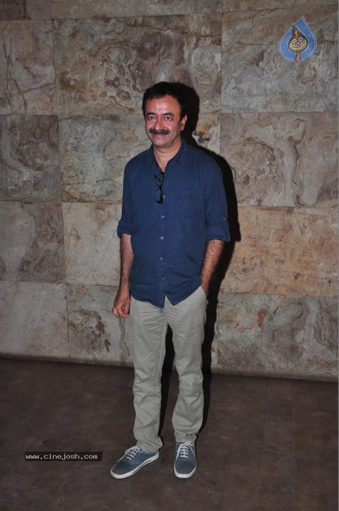 Bolly Celebs at Ship of Theseus Special Show - 10 / 47 photos