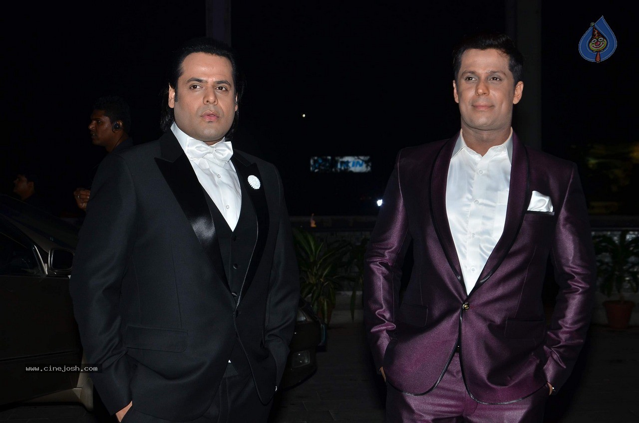 Bolly Celebs at Shirin and Uday Wedding Reception - 40 / 190 photos