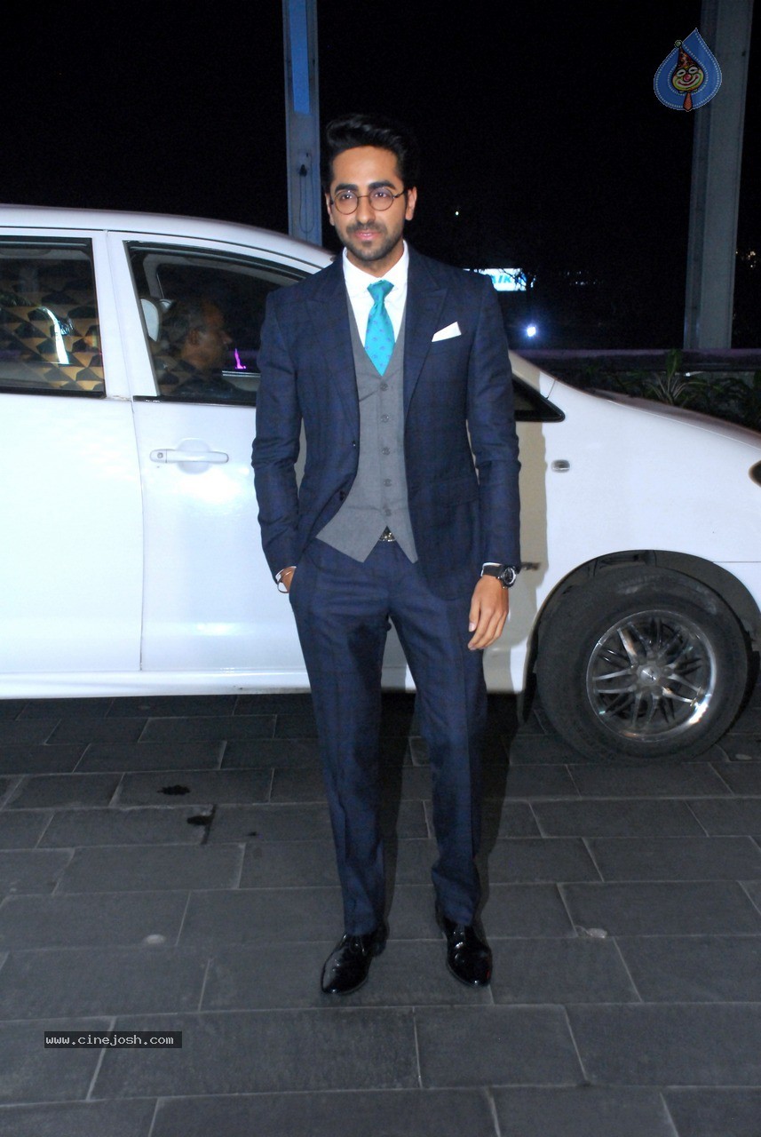 Bolly Celebs at Shirin and Uday Wedding Reception - 136 / 190 photos