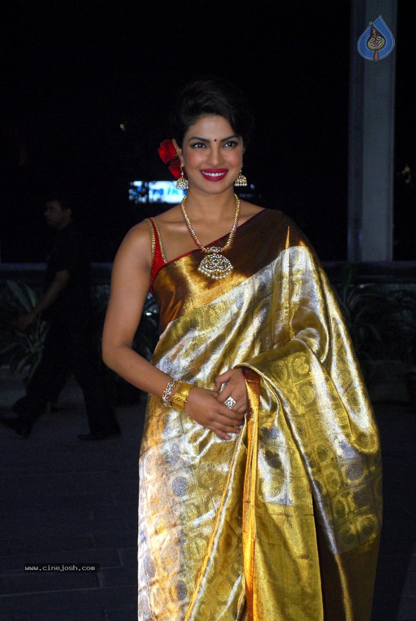 Bolly Celebs at Shirin and Uday Wedding Reception - 171 / 190 photos