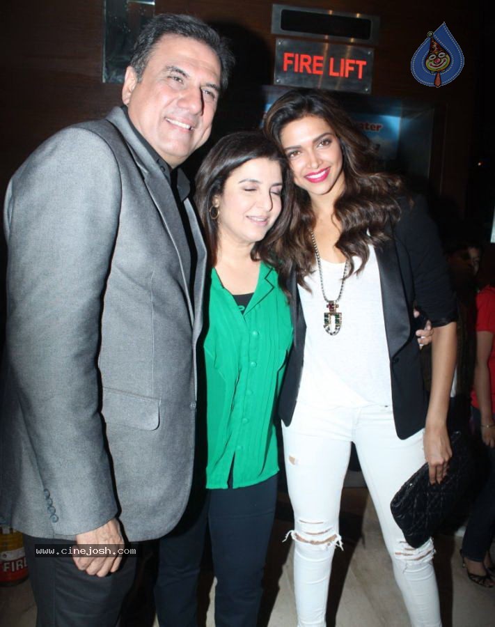 Bolly Celebs at Shirin Farhad Ki Toh Nikal Padi Premiere - 32 / 35 photos