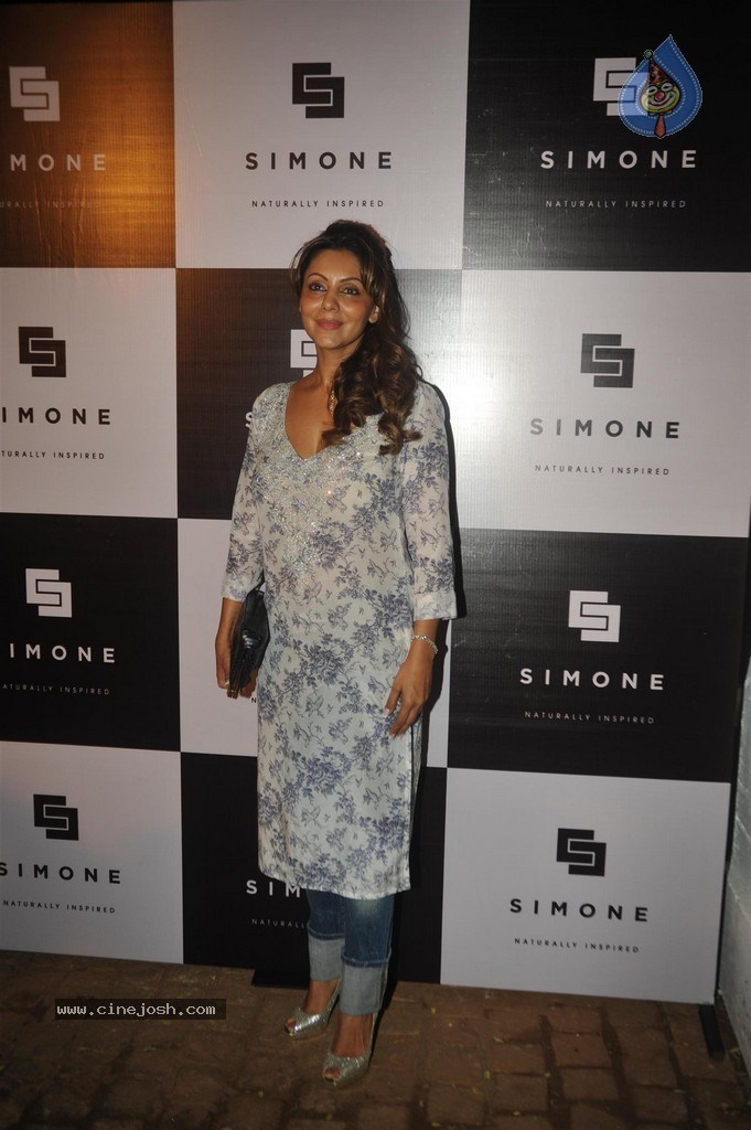 Bolly Celebs at Simone Store Launch - 71 / 89 photos