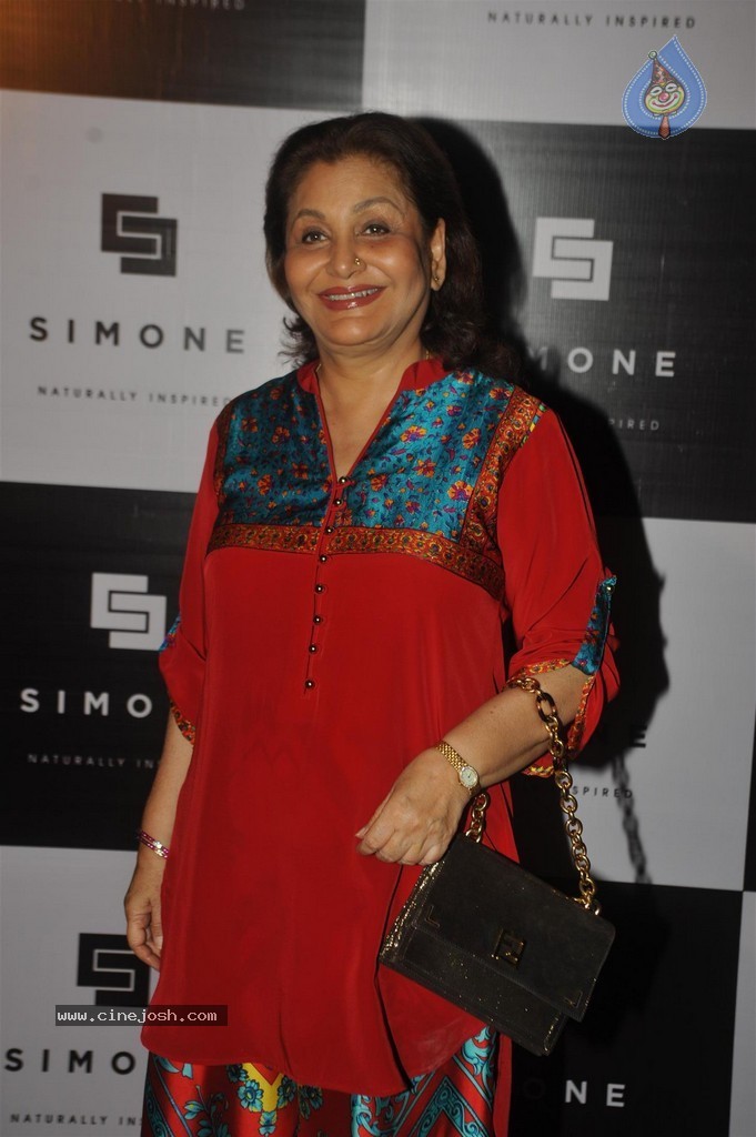 Bolly Celebs at Simone Store Launch - 74 / 89 photos