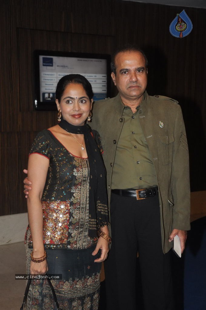 Bolly Celebs at Singer Toshi Wedding Reception  - 35 / 50 photos