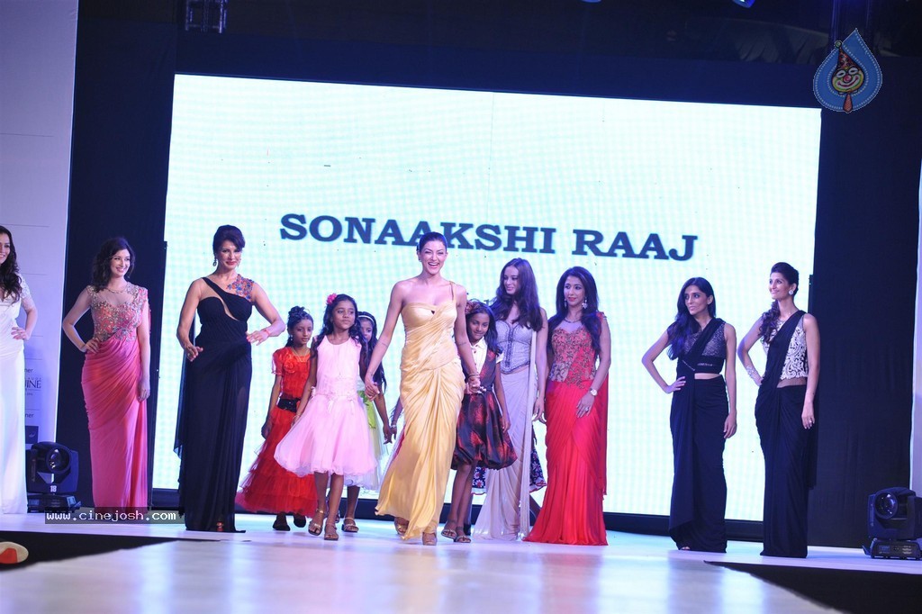 Bolly Celebs at Smile Foundation 5th Edition Charity Fashion Show - 154 / 228 photos