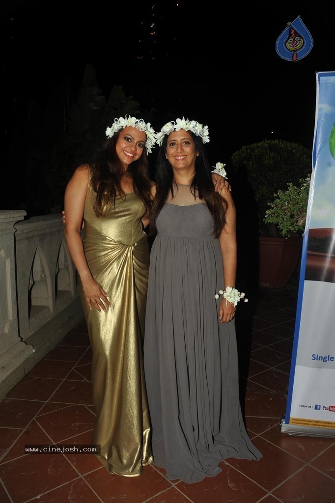 Bolly Celebs at Smile Foundation 5th Edition Charity Fashion Show - 213 / 228 photos