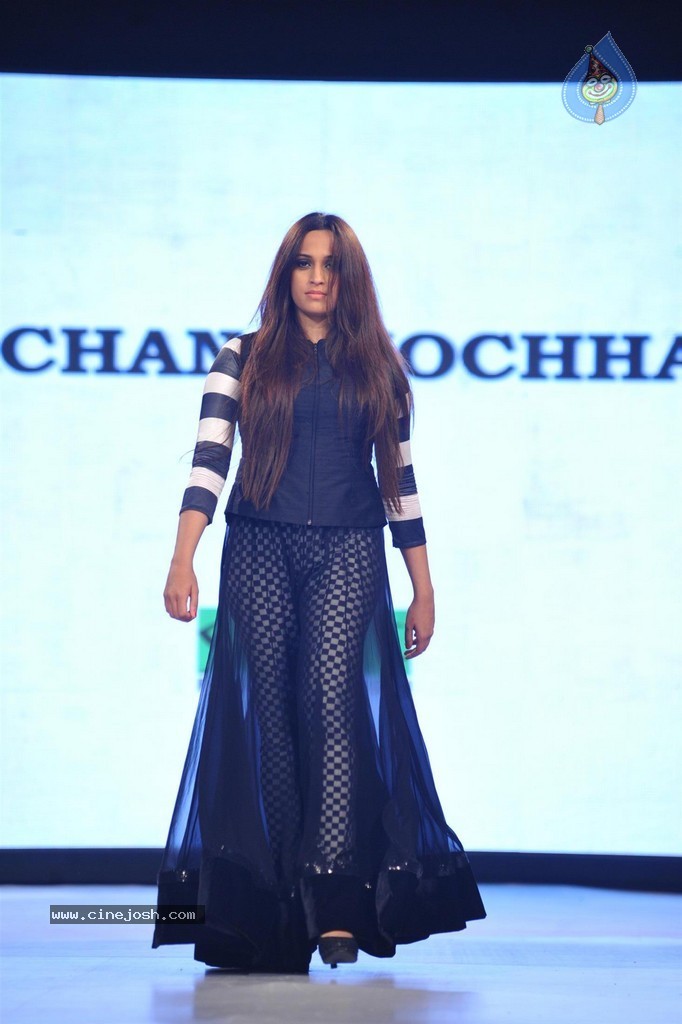 Bolly Celebs at Smile Foundation 5th Edition Charity Fashion Show - 224 / 228 photos