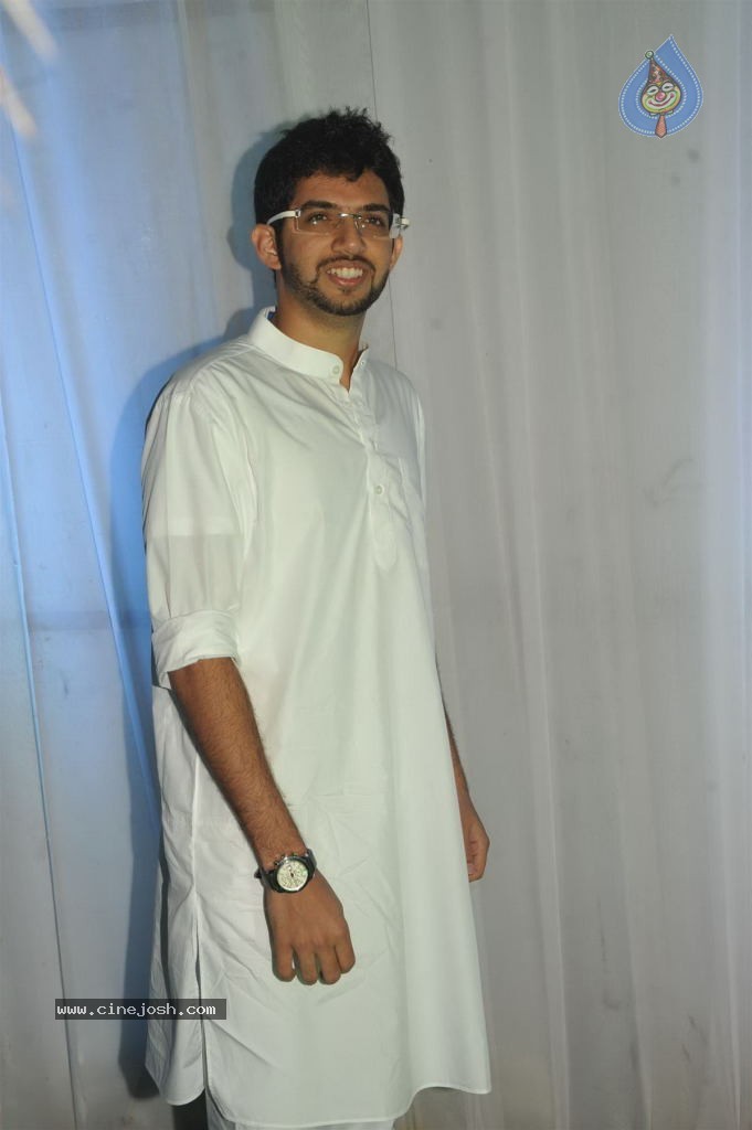 Bolly Celebs at Society Young Achievers Awards - 96 / 130 photos