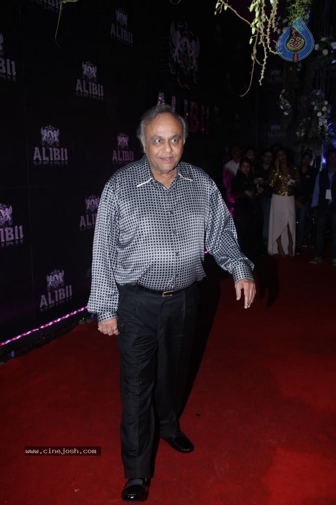 Bolly Celebs at Sridevi 50th Bday Celebrations - 33 / 63 photos