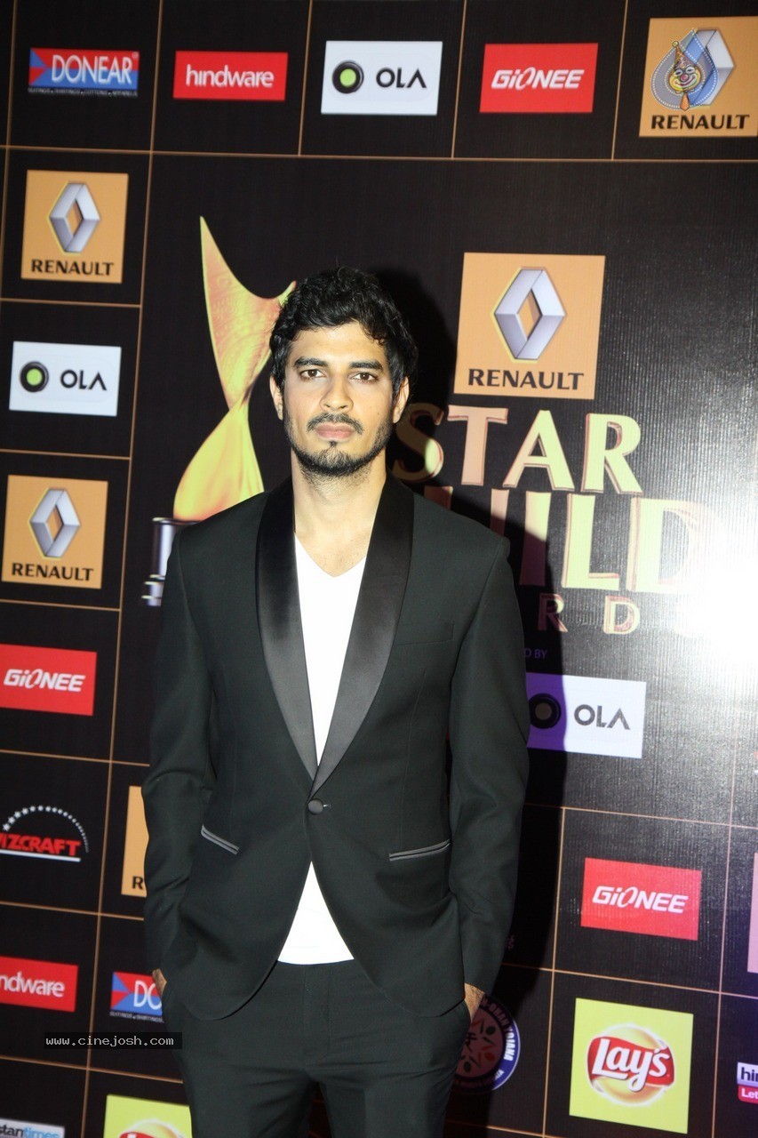 Bolly Celebs at Star Guild Awards 2015 - 44 / 84 photos
