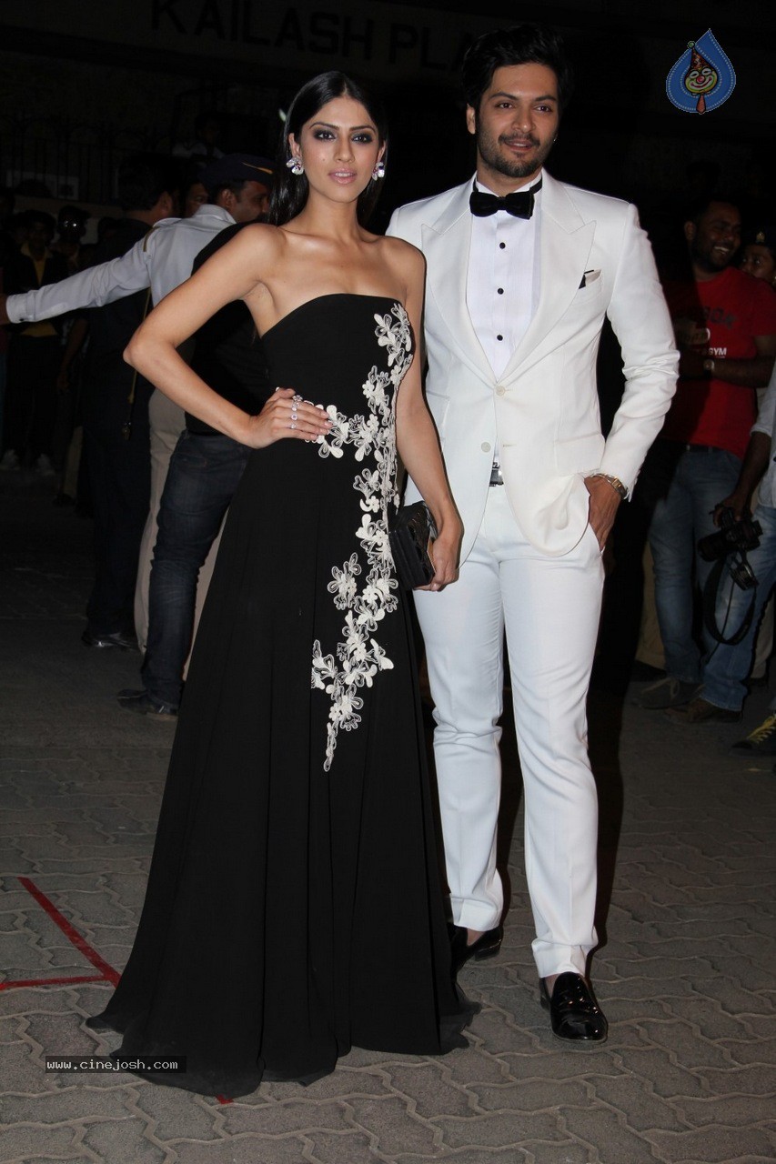 Bolly Celebs at The 60th Britannia Filmfare 2014 Awards 02 - 40 / 144 photos
