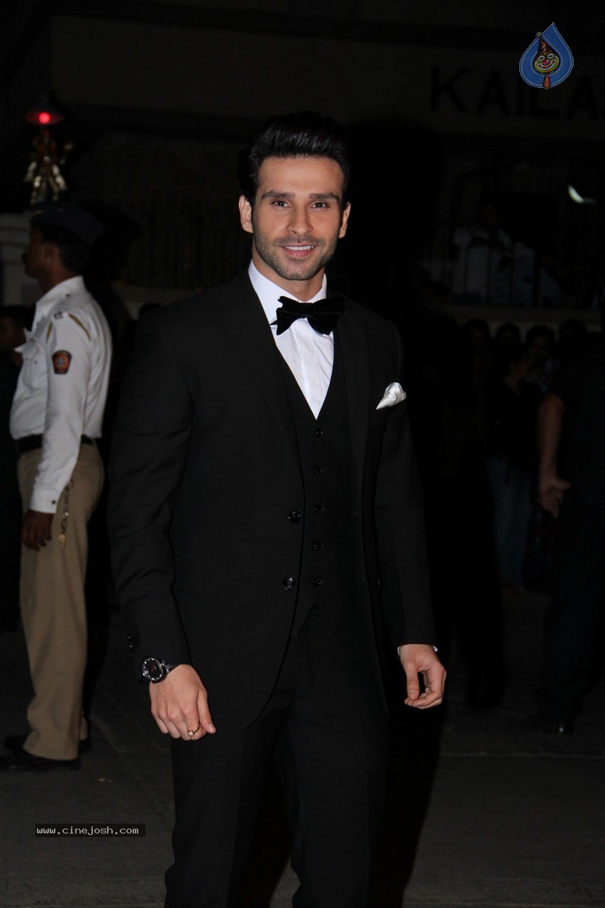 Bolly Celebs at The 60th Britannia Filmfare 2014 Awards 02 - 65 / 144 photos