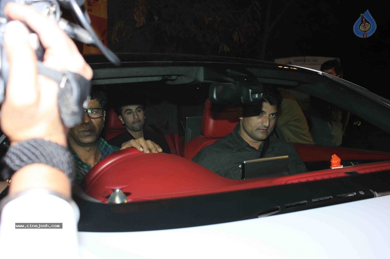 Bolly Celebs at The 60th Britannia Filmfare 2014 Awards 02 - 88 / 144 photos