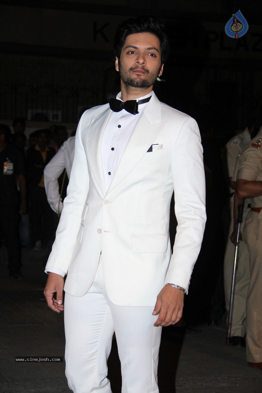 Bolly Celebs at The 60th Britannia Filmfare 2014 Awards 02 - 113 / 144 photos