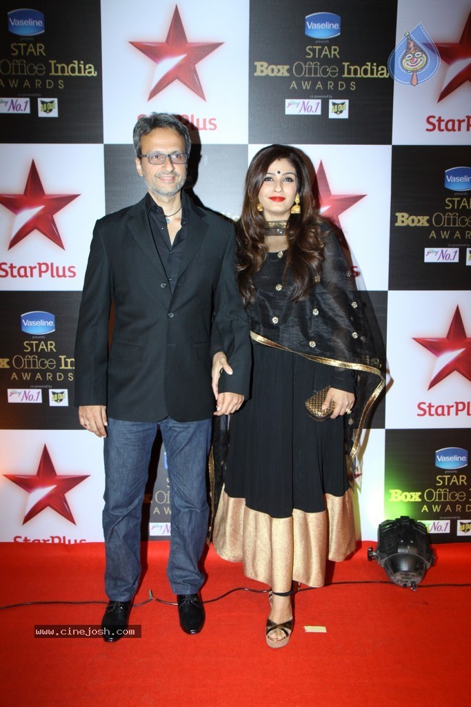 Bolly Celebs at The First Star Box Office India Awards - 40 / 90 photos