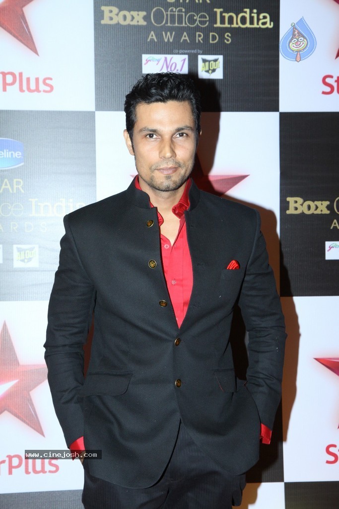 Bolly Celebs at The First Star Box Office India Awards - 81 / 90 photos