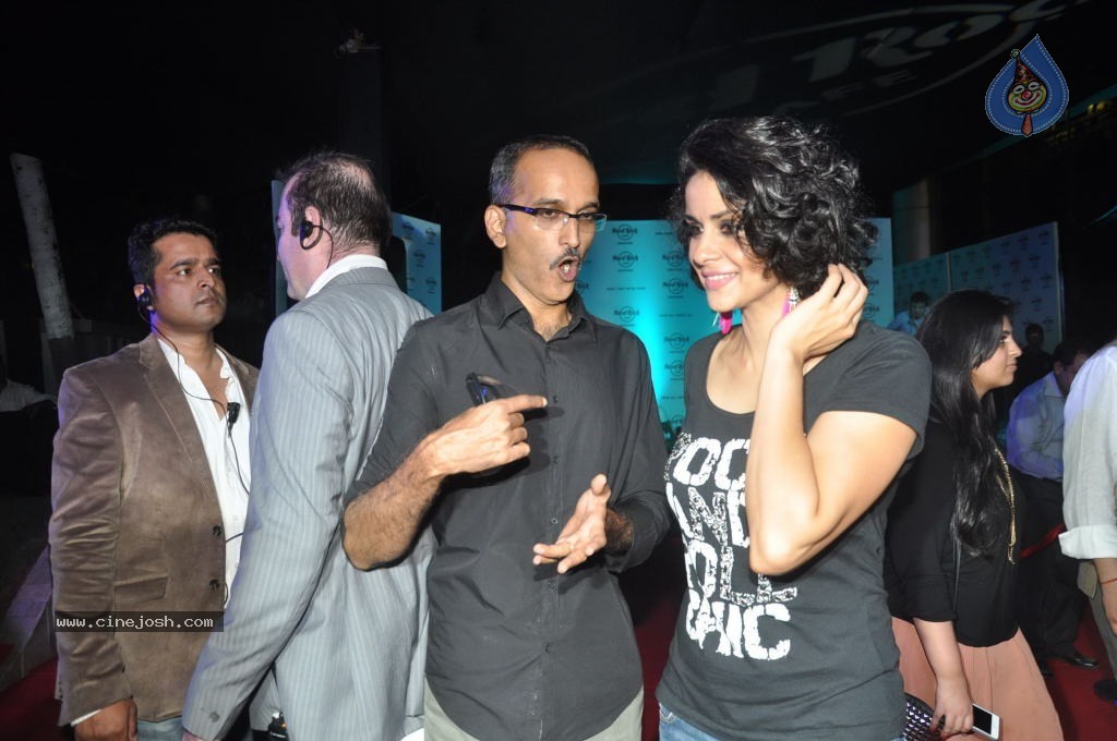 Bolly Celebs at The Hard Rock Cafe Launch - 40 / 53 photos