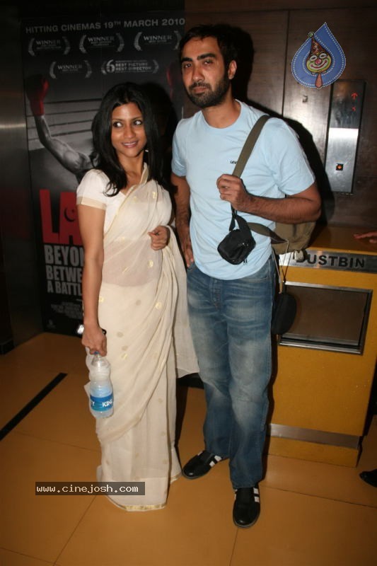 Bolly Celebs at The Japanese Wife Premiere - 43 / 48 photos