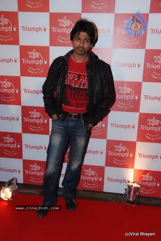 Bolly Celebs at The Triumph Show 2011 - 88 / 129 photos