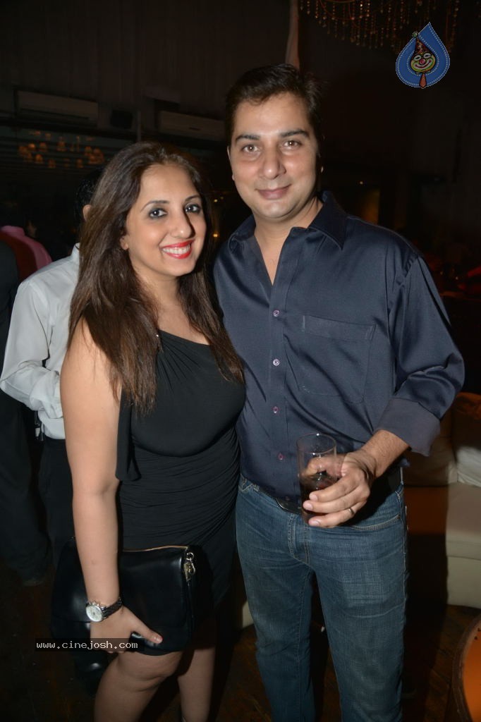 Bolly Celebs at Tulip Joshi Bday Bash - 11 / 34 photos