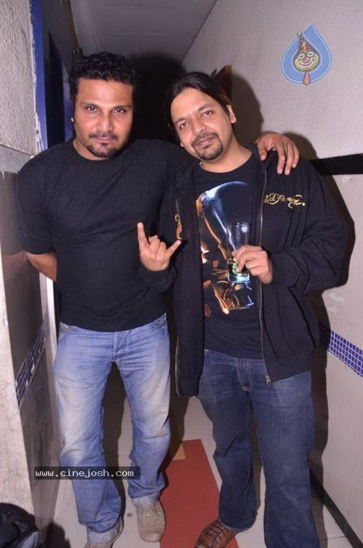 Bolly Celebs at Turning 30 Bash - 51 / 84 photos