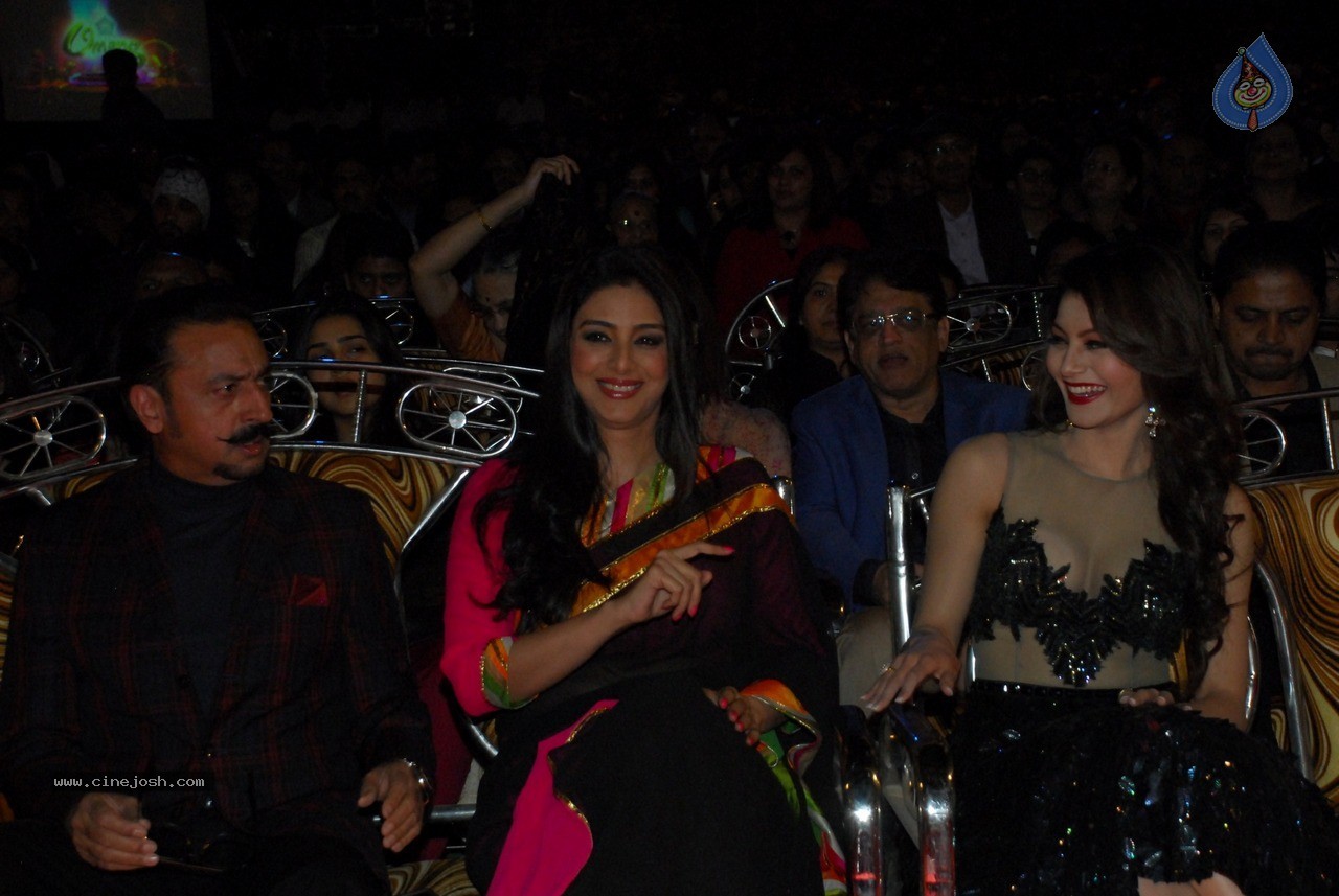 Bolly Celebs at Umang Event 01 - 98 / 120 photos