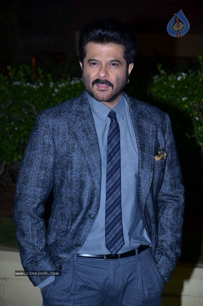 Bolly Celebs at Vishesh Bhatt Wedding Reception - 25 / 136 photos