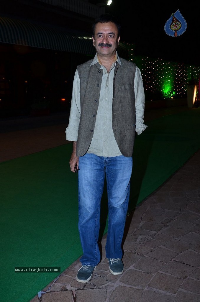 Bolly Celebs at Vishesh Bhatt Wedding Reception - 130 / 136 photos