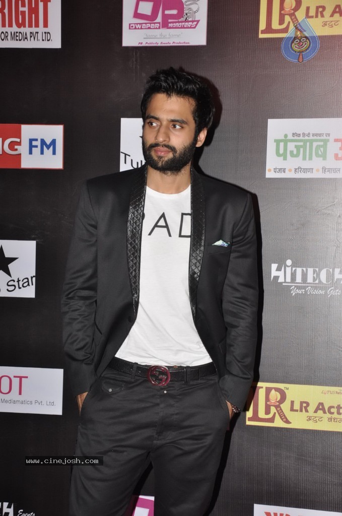 Bolly Celebs at Women Prerna Awards - 113 / 128 photos