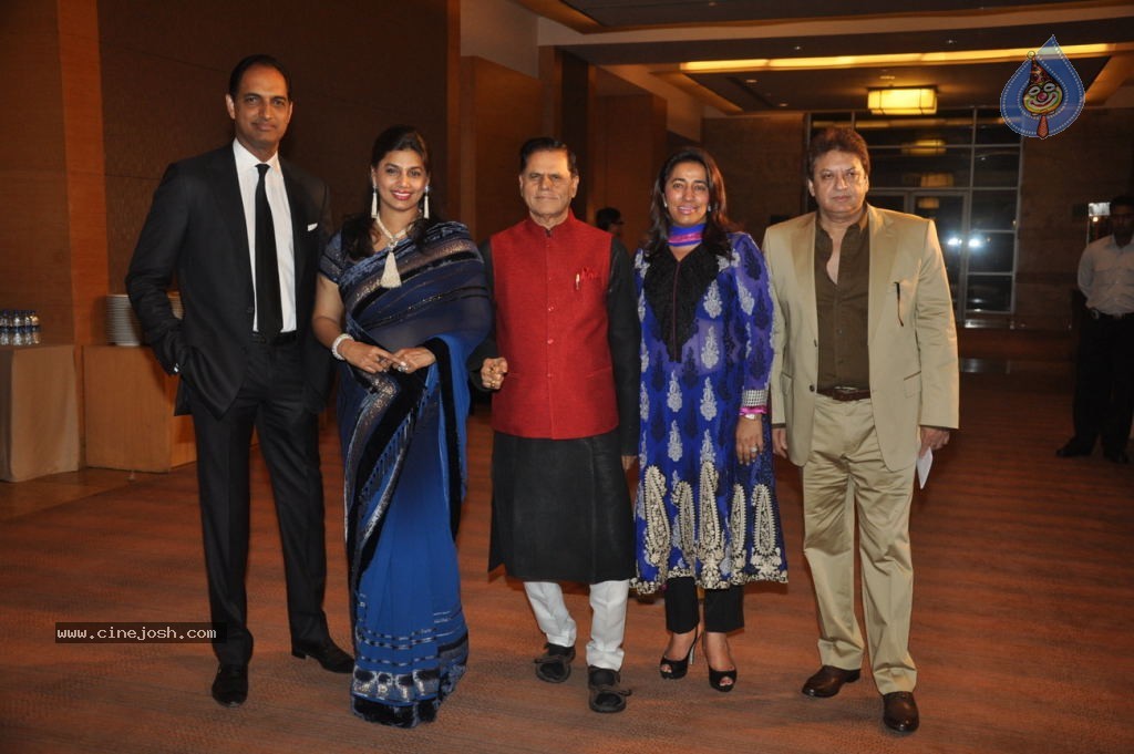 Bolly Celebs at Yash Chopra Memorial Awards - 88 / 125 photos