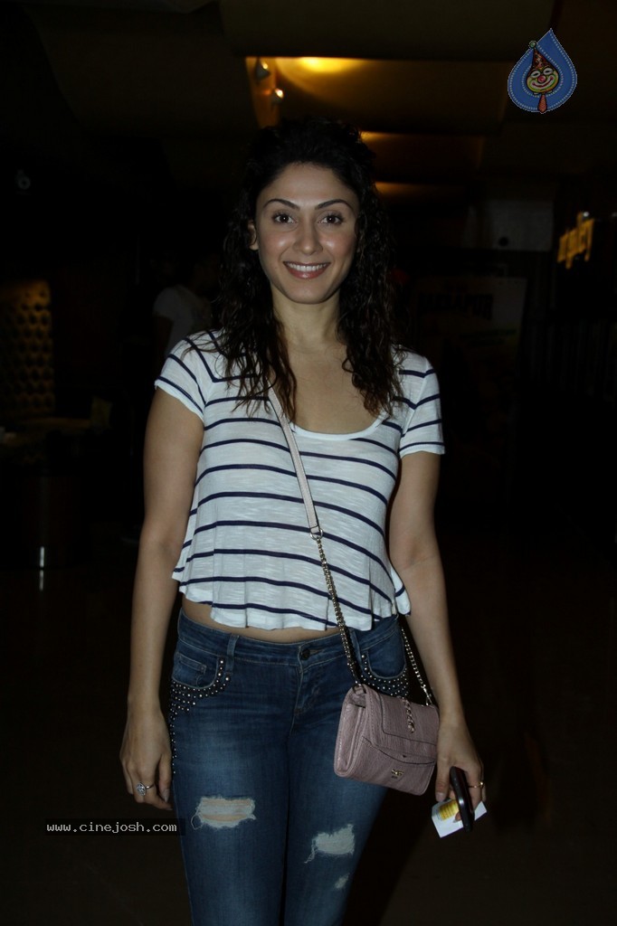 Bolly Celebs at Yeh Hai Bakrapur Special Show - 12 / 68 photos