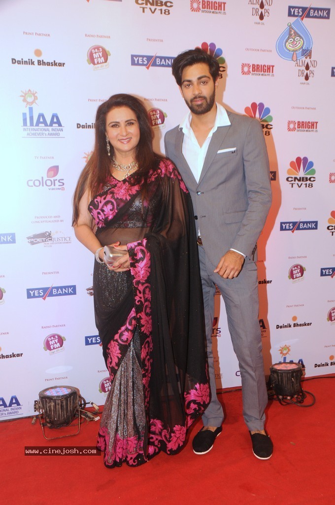 Bolly Celebs at Yes Bank Presents IIAA 2014 - 87 / 135 photos