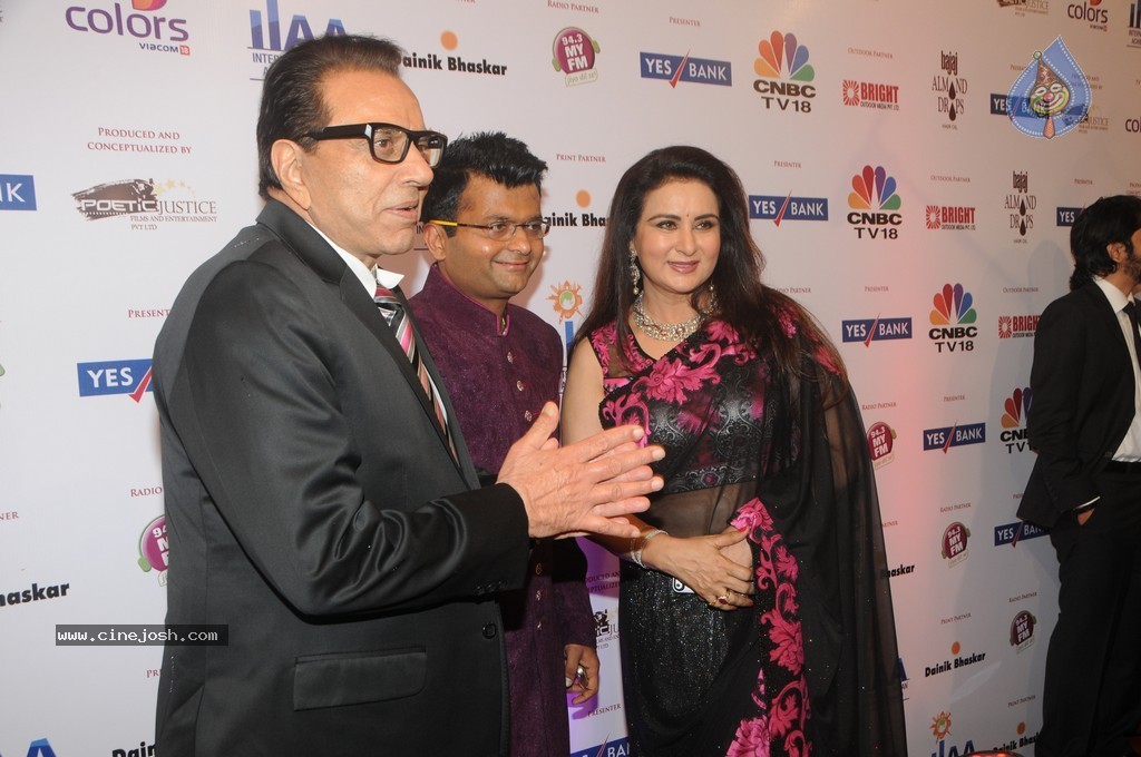 Bolly Celebs at Yes Bank Presents IIAA 2014 - 101 / 135 photos