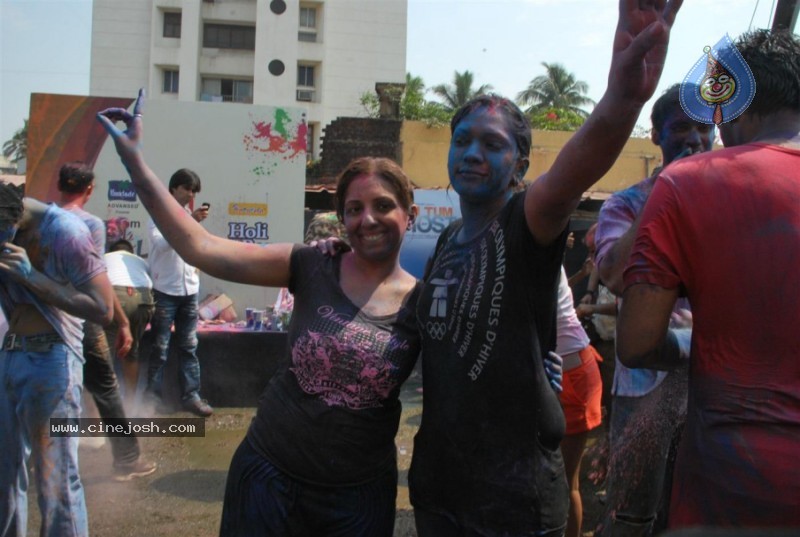 Bolly Celebs at Zoom Holi Celebrations - 49 / 54 photos
