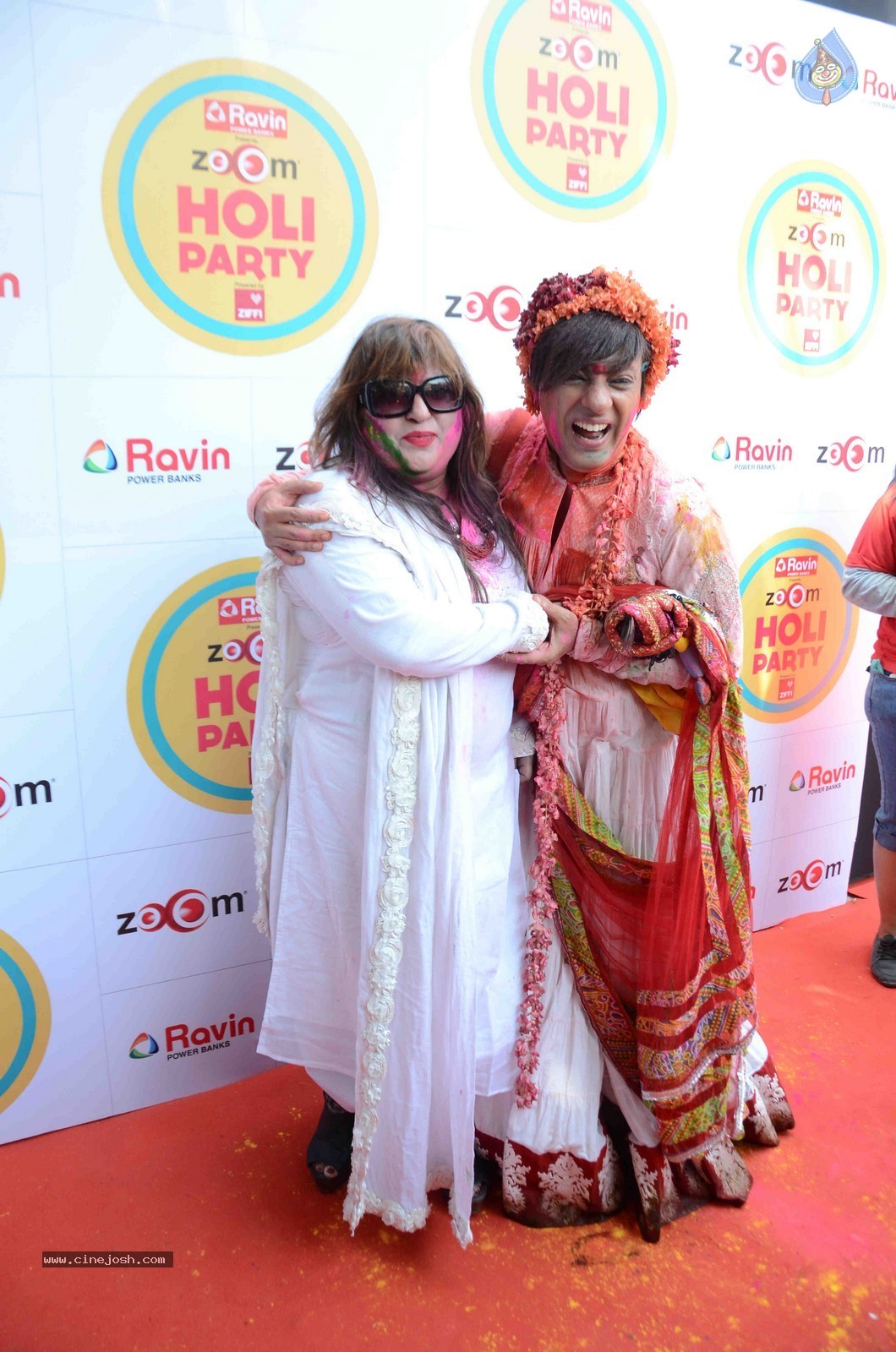 Bolly Celebs at Zoom Holi Party 2015 - 69 / 80 photos