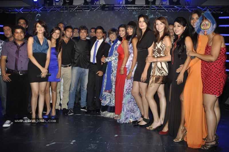 Bolly Celebs at Zor Ka Jhatka Bash - 72 / 99 photos