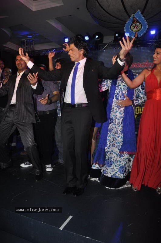 Bolly Celebs at Zor Ka Jhatka Bash - 92 / 99 photos