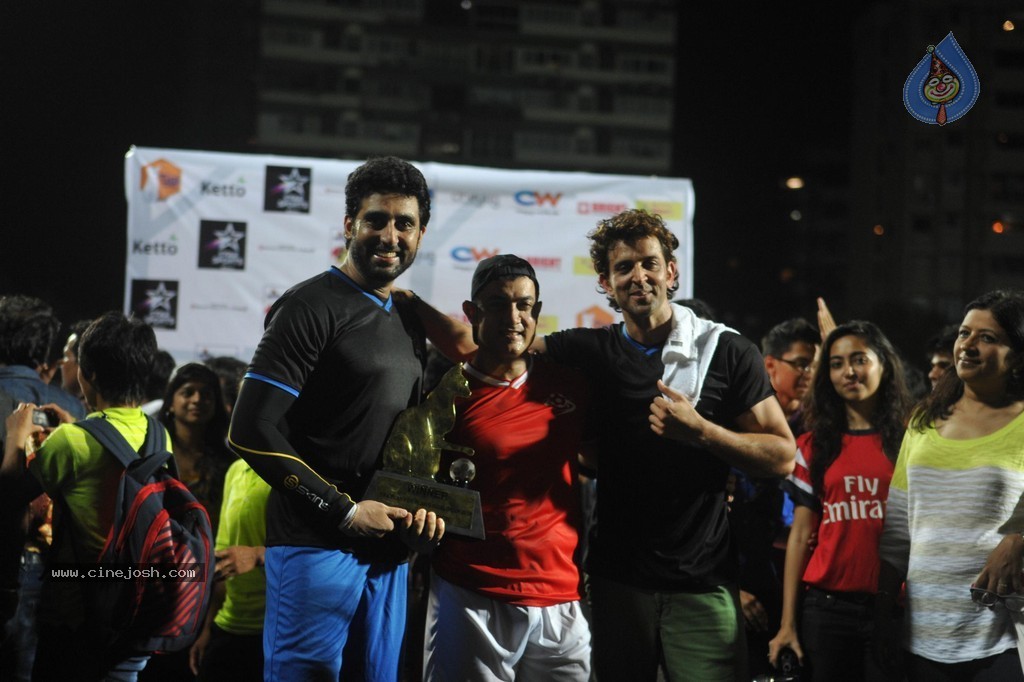 Bolly Celebs Charity Football Match Photos - 31 / 152 photos