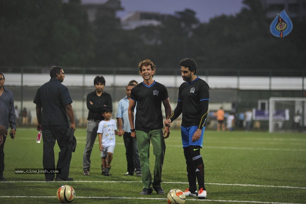 Bolly Celebs Charity Football Match Photos - 72 / 152 photos