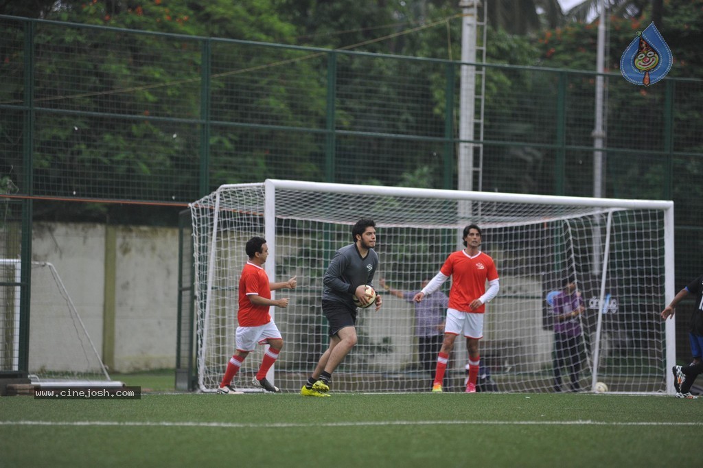 Bolly Celebs Charity Football Match Photos - 133 / 152 photos
