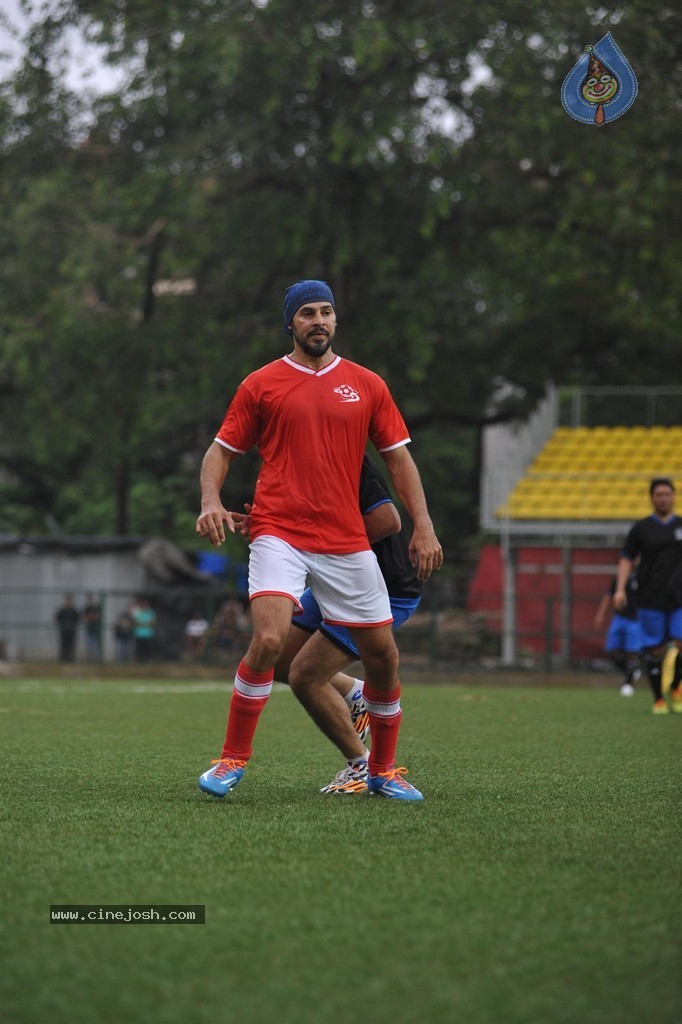 Bolly Celebs Charity Football Match Photos - 135 / 152 photos
