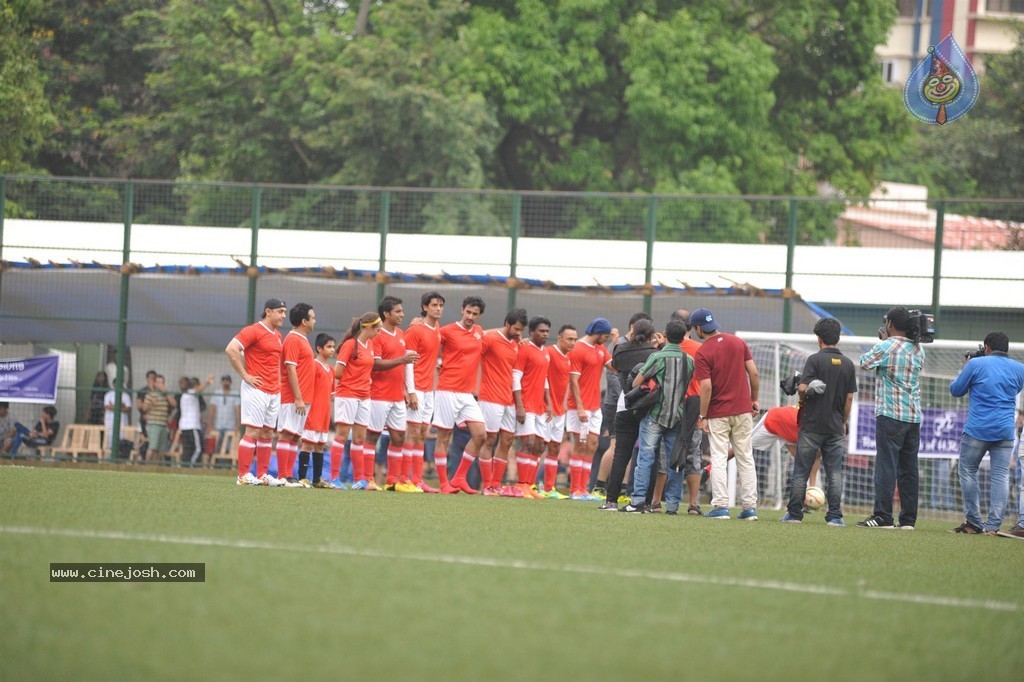Bolly Celebs Charity Football Match Photos - 150 / 152 photos