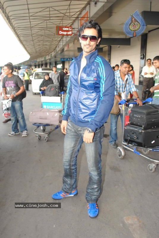 Bolly Celebs Leave for IIFA Awards Event - 58 / 93 photos