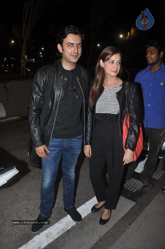 Bolly Celebs Snapped Leaving for IIFA 2014 - 49 / 77 photos
