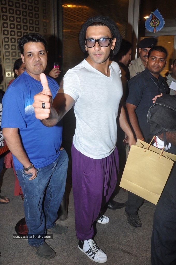 Bolly Celebs Snapped Leaving for IIFA 2014 - 58 / 77 photos