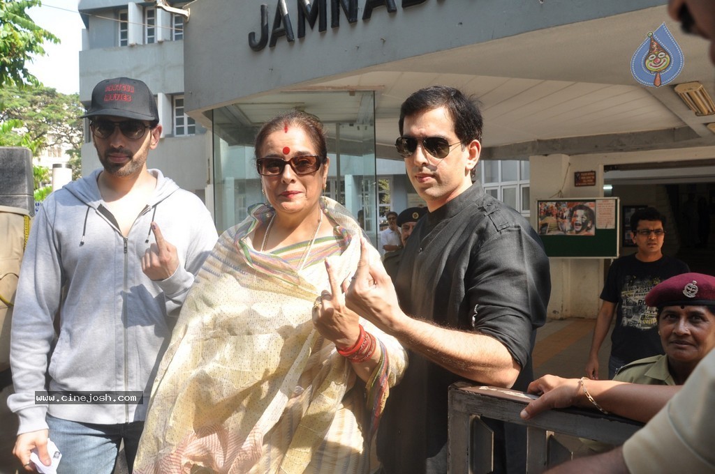 Bolly Celebs Snapped Voting for Loksabha Polls 2014 - 62 / 233 photos