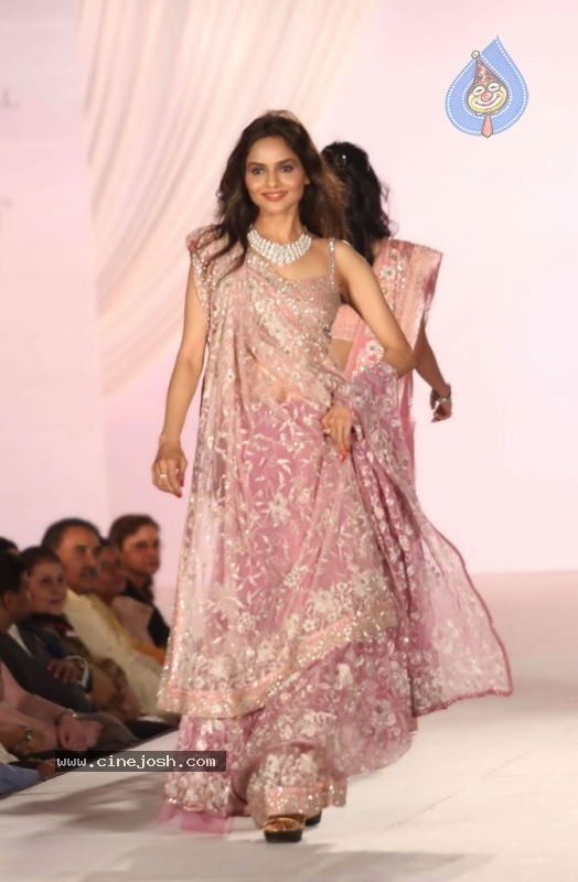 Bolly Celebs Walk the Ramp at Pidilite CPAA Fashion Show - 63 / 65 photos