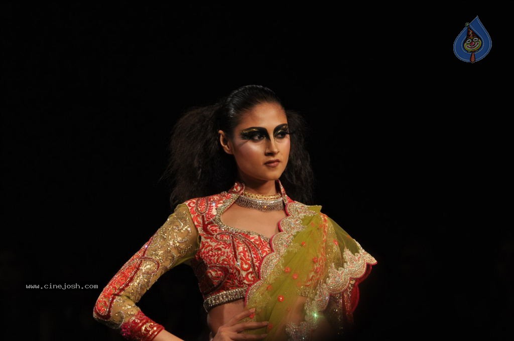 Bolly Celebs Walks the Ramp at AVIBFW- 02 - 38 / 115 photos