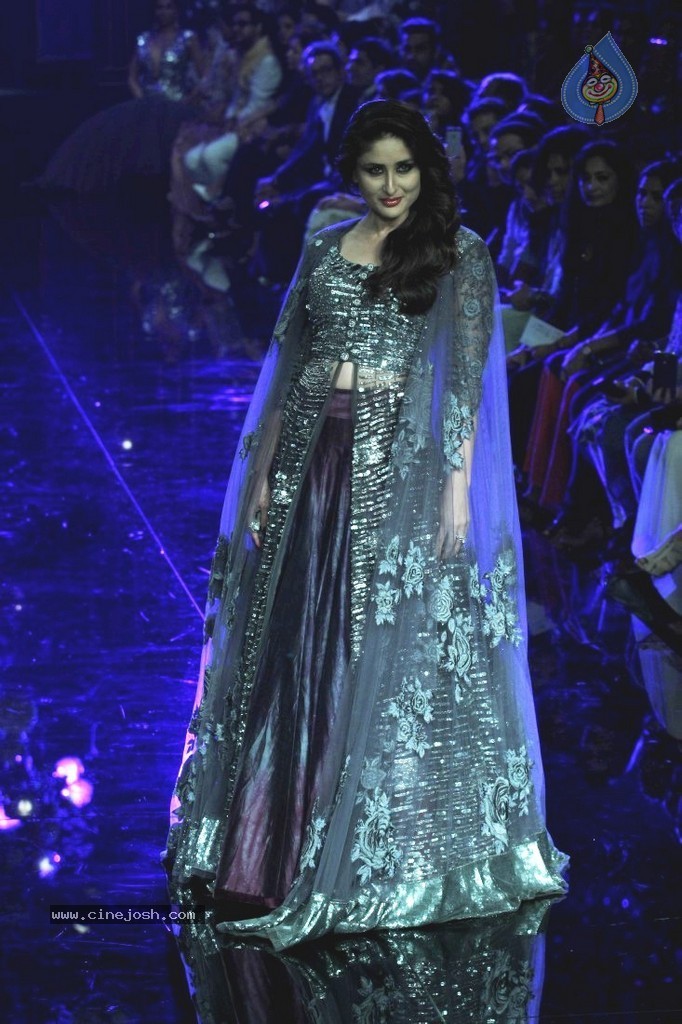 Bolly Celebs Walks the Ramp at LFW 2014 - 40 / 78 photos