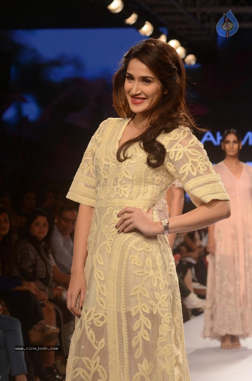 Bolly Celebs Walks the Ramp at LFW Summer Resort 2015 - 43 / 96 photos